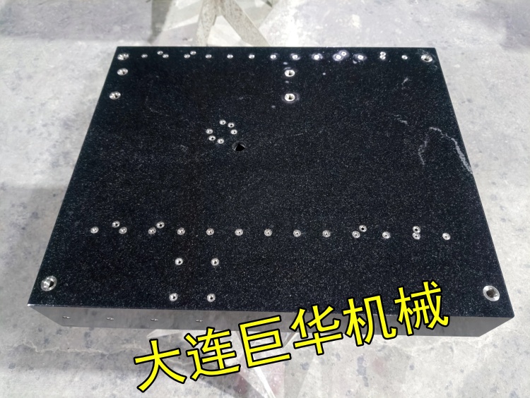 大理石底板上面的螺絲扭力多大的？